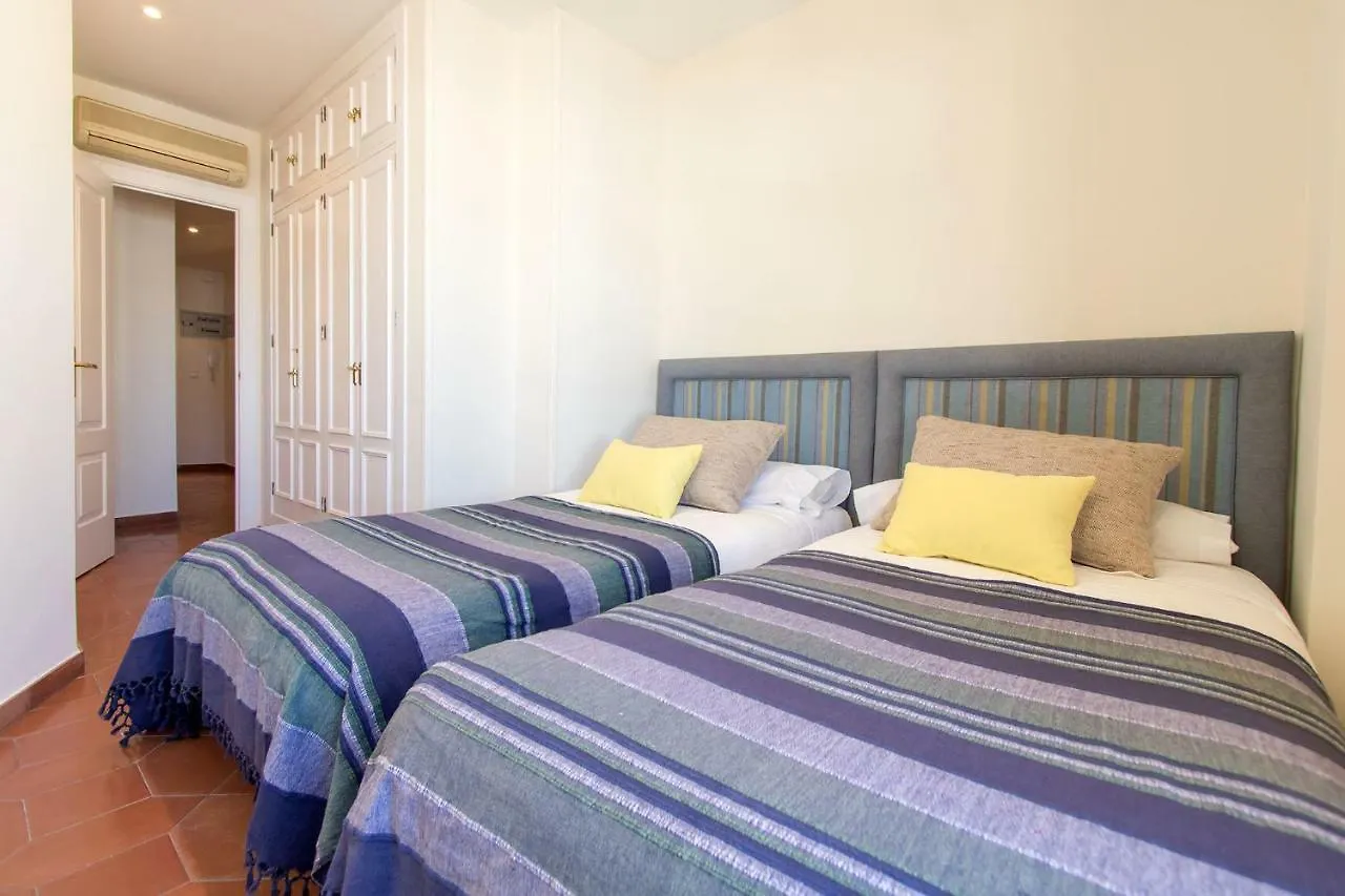 Flamencos Apartamento Con Garage 5 Pax Sevilla 0*,  İspanya